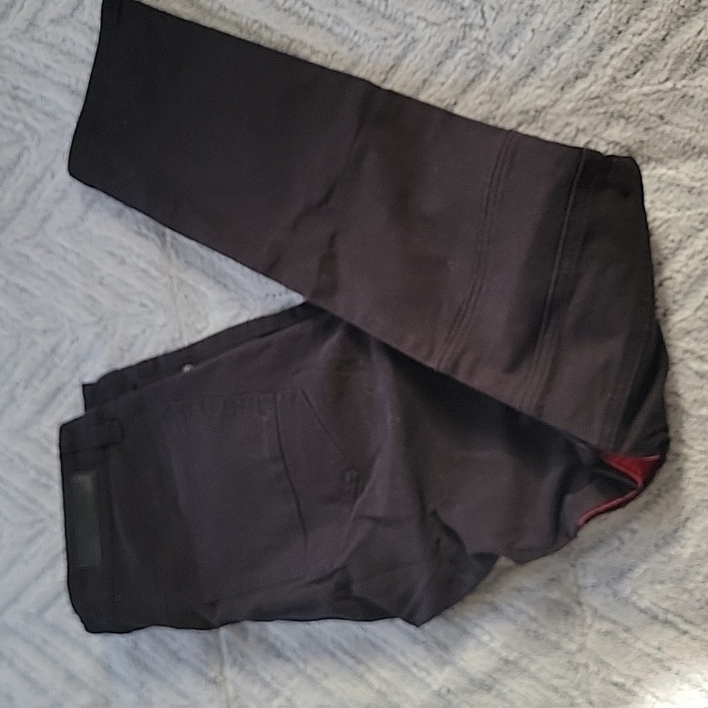Black pants 🖤 - Picture 3 of 9